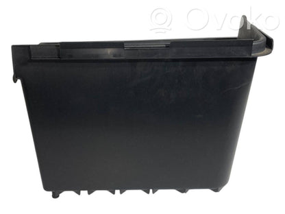 Trunk storage compartment