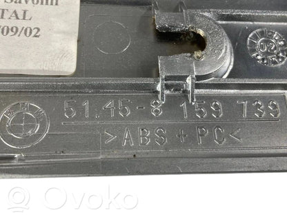 Sēdekļu un durvju dekoratīvās apdares komplekts