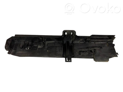 Держатель/кронштейн радиатора(ов)