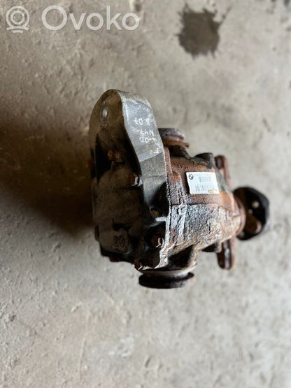 Aizmugurējais reduktors