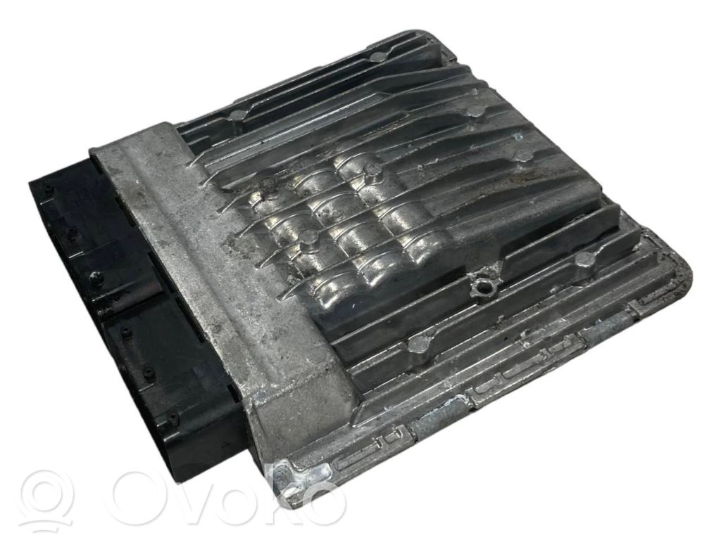 Блок управления двигателем