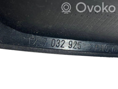 Internal opening handle