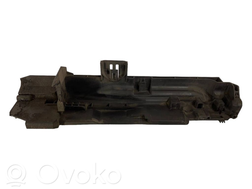 Radiatora (-u) turētājs / kronšteins