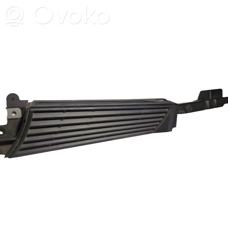 Боковая декоративная панель отделки