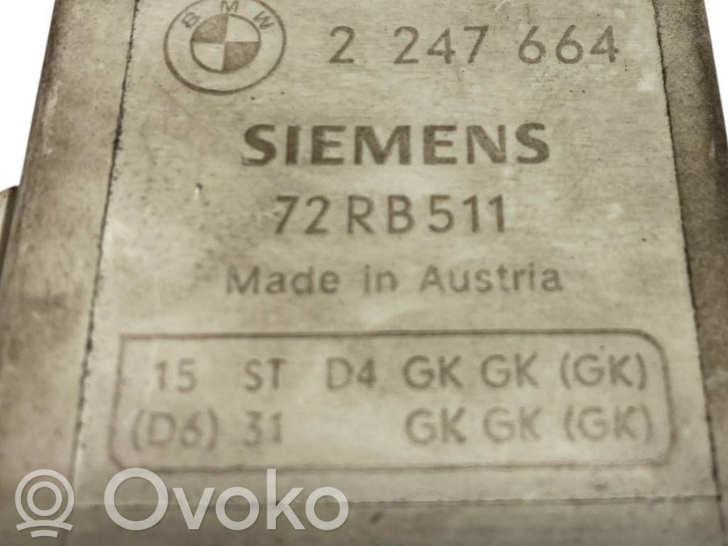 Kvēlsveču relejs