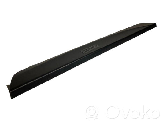 Front sill trim (inner)