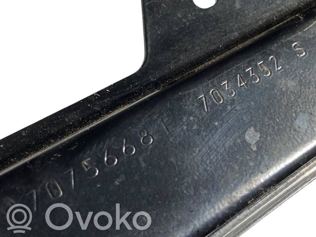Priekšpusē elektriskā loga pacelšanas mehānisma komplekts