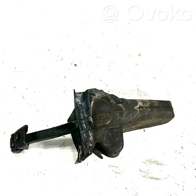 Durvju atvēruma ierobežotājs