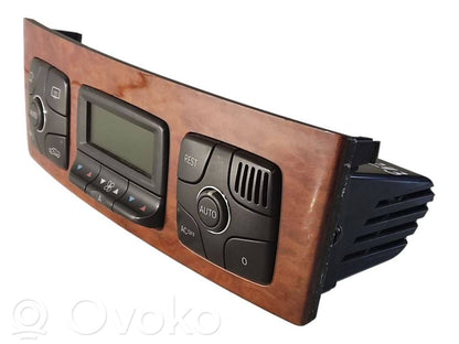 Gaisa kondicioniera / klimata kontroles / salona apsildes vadības bloks (salonā)