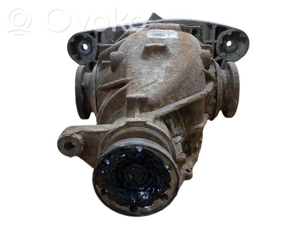 Aizmugurējais reduktors