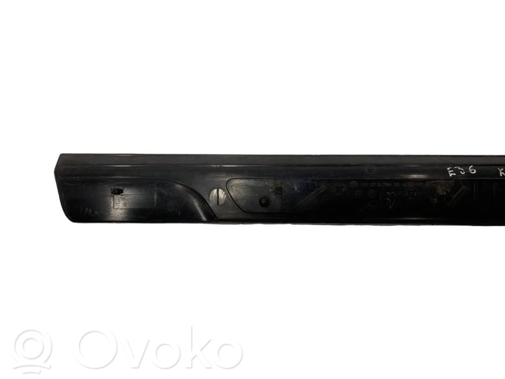 Front sill trim (inner)