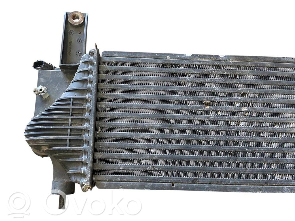 Starpdzesētāja radiators