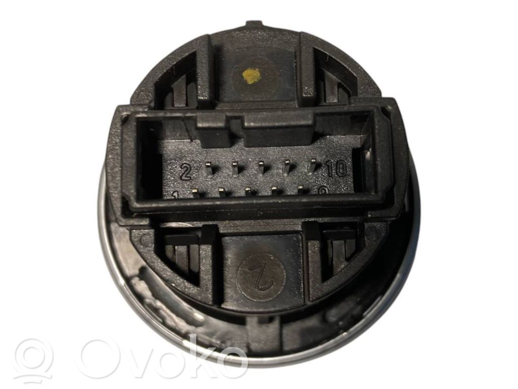 Выключатель зажигания и стартера автомобиля