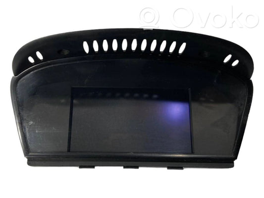 Ekrāns / displejs / mazais ekrāns