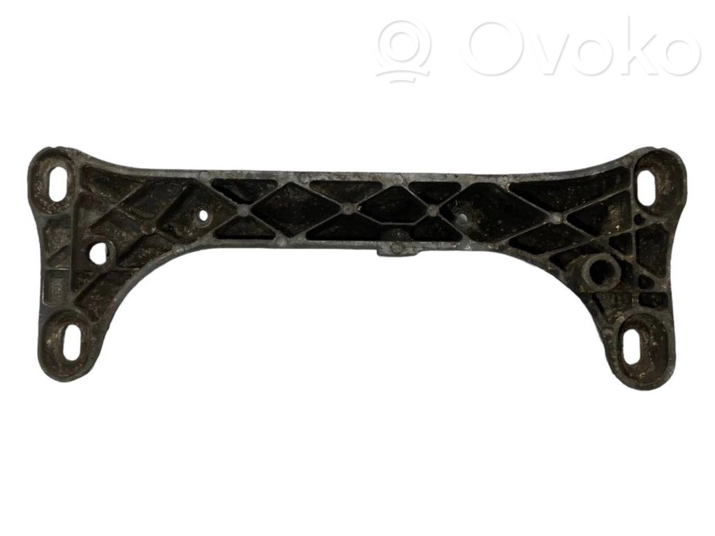 Pārnesumkārbas stiprinājuma kronšteins