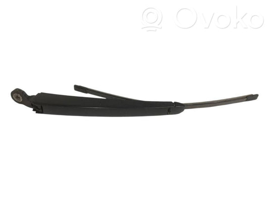 Rear window wiper arm