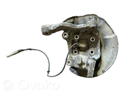 Priekšējā riteņa rumbas vārpstas šarnīrs (stupica, capfa)