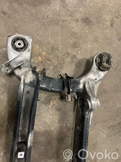 Aizmugurējais tilts