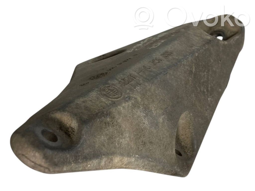 Dzinēja nostiprināšanas stiprinājums-kronšteins