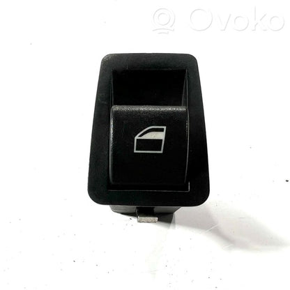 Power window switch