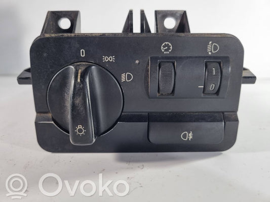 Headlight switch