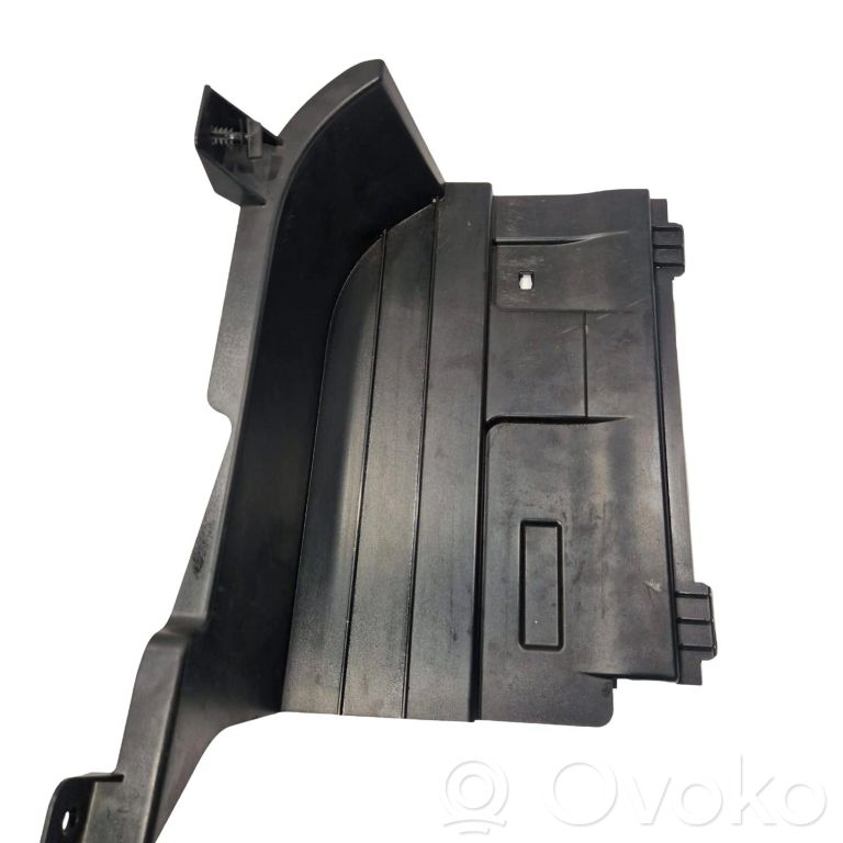Side decorative trim panel