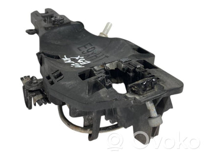 Aizmugurē turētājs / kronšteins ārējam atvēršanas rokturim