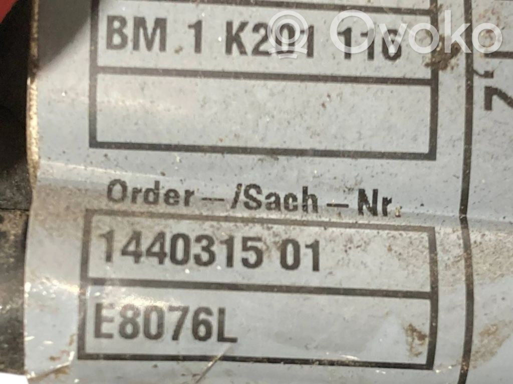 Pārnesumkārbas vadu instalācija