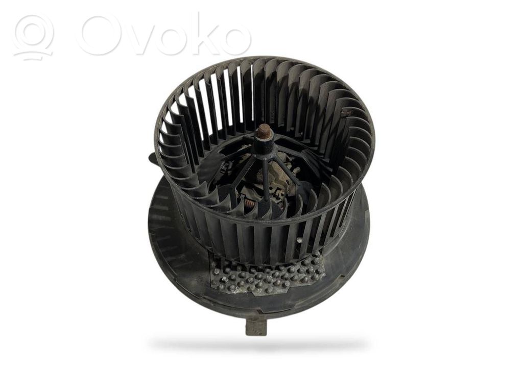 Mazā radiatora ventilators
