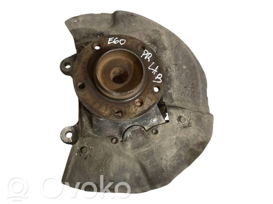 Priekšējā riteņa rumbas vārpstas šarnīrs (stupica, capfa)