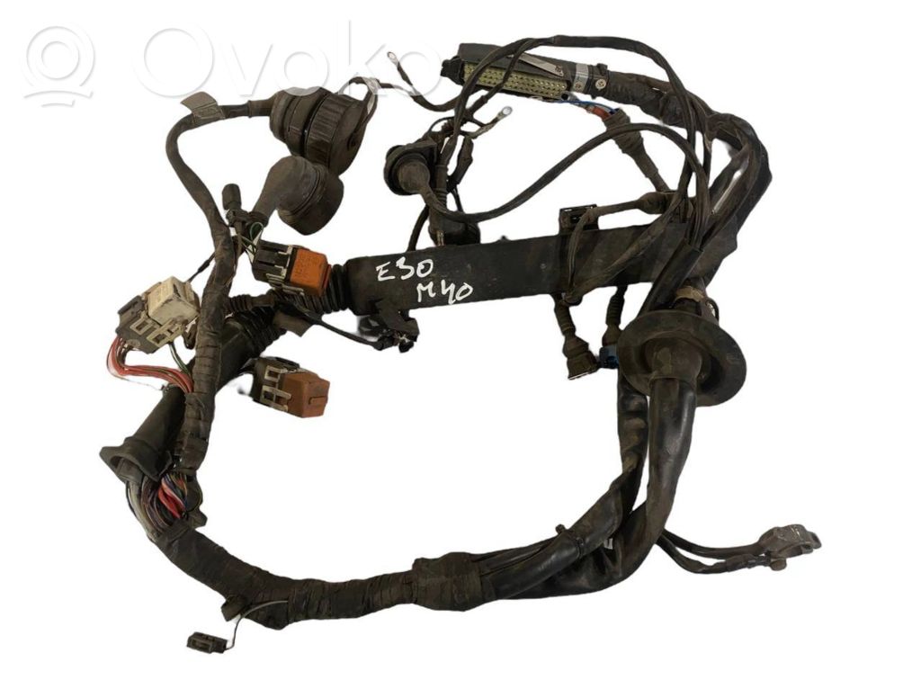 Dzinēja vadu instalācija