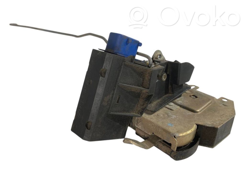 Aizmugurē slēdzene