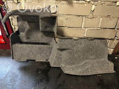 Side decorative trim panel