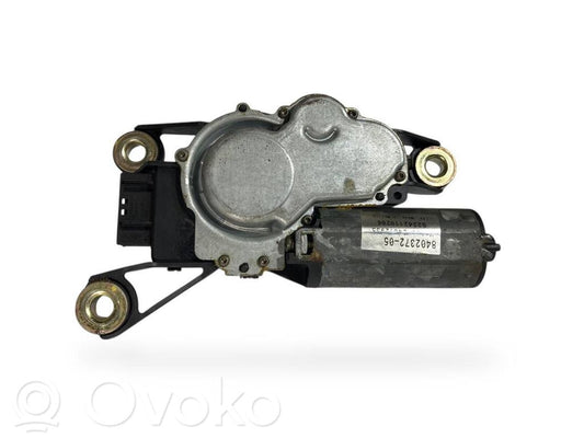 Aizmugurējā loga tīrītāja motoriņš