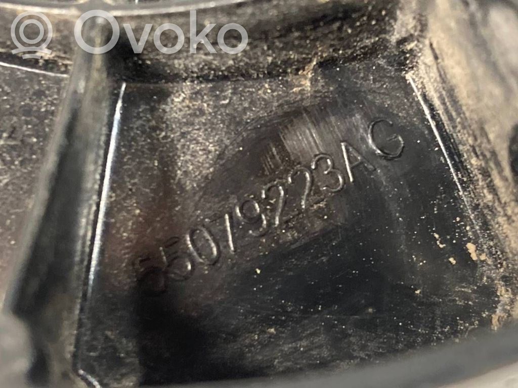 Aizmugurējā bufera montāžas kronšteins