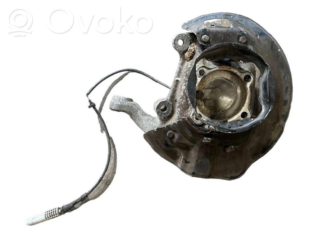 Priekšējā riteņa rumbas vārpstas šarnīrs (stupica, capfa)