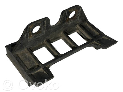 Aizmugurējā bufera montāžas kronšteins