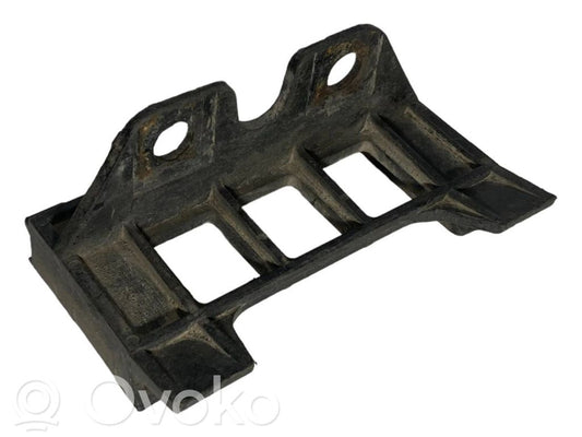 Кронштейн крепления заднего бампера