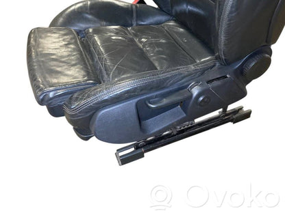 Sēdekļu komplekts