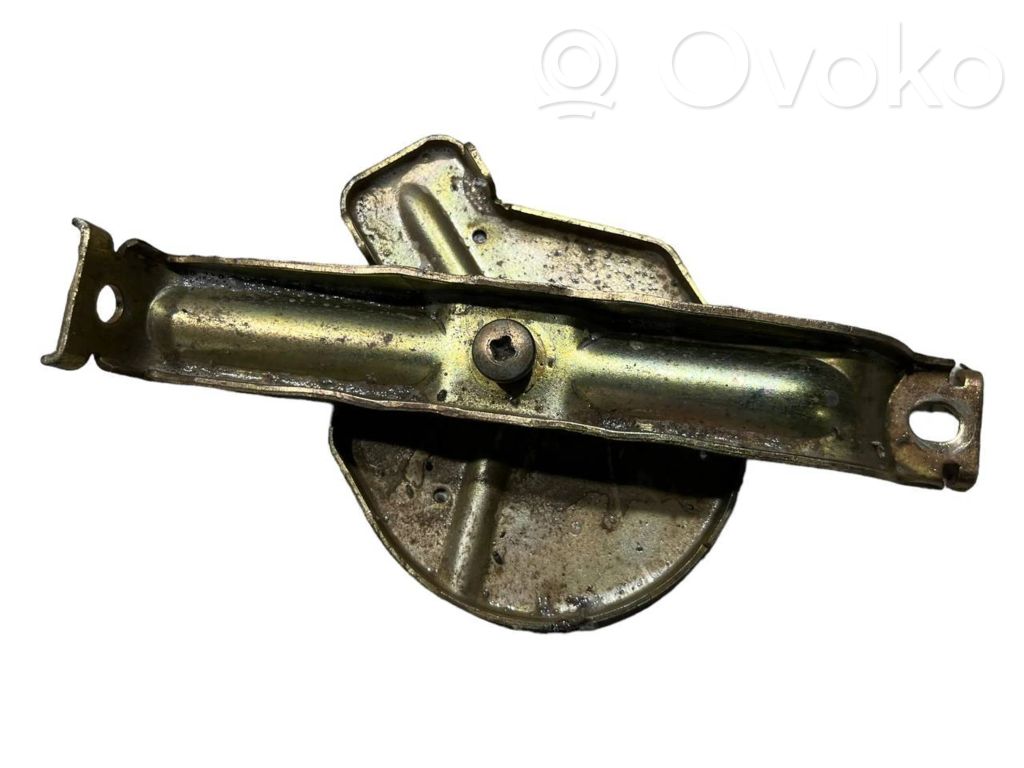 Akumulatora stiprinājums