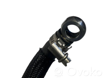 Degvielas caurulīte (-es)