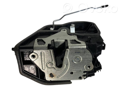 Aizmugurē slēdzene