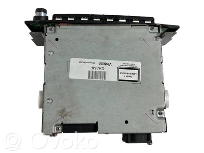 Radio / CD/DVD player / navigation