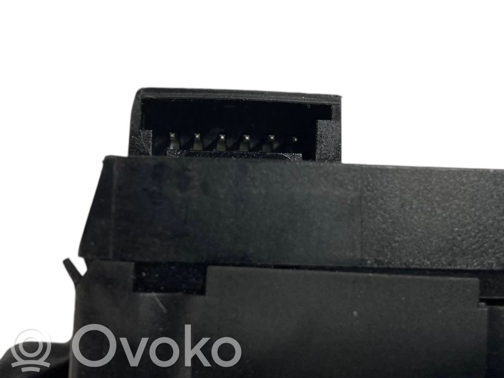 Citu veidu slēdži / pogas / pārslēdzēji