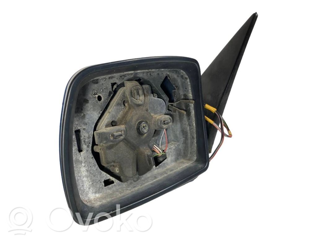 Mirror (electrically controlled)