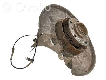 Aizmugurē riteņa rumbas vārpstas šarnīrs (stupica, capfa)