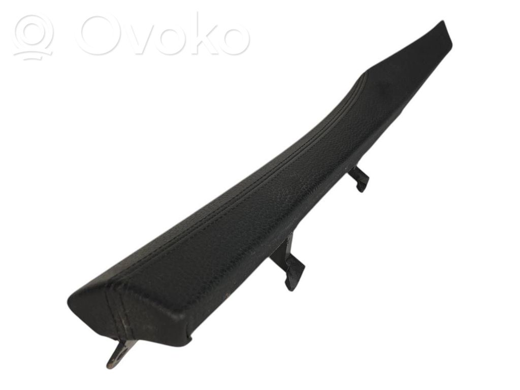 Cita veida salona detaļa