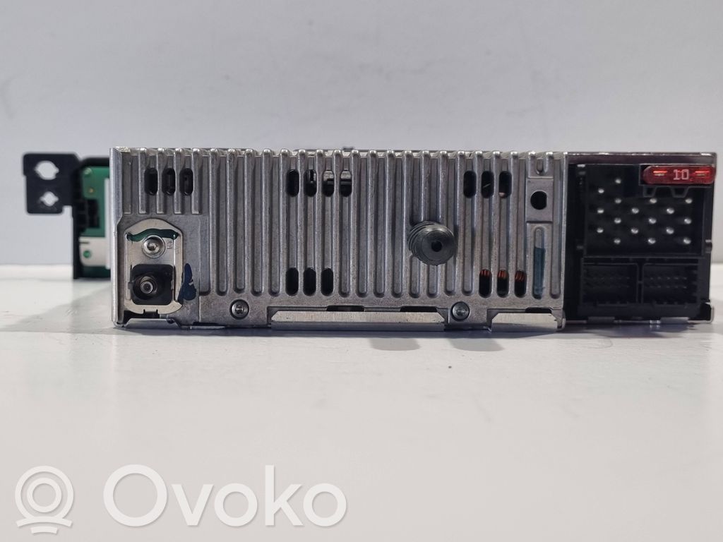 Радио / CD/DVD-плеер / навигация