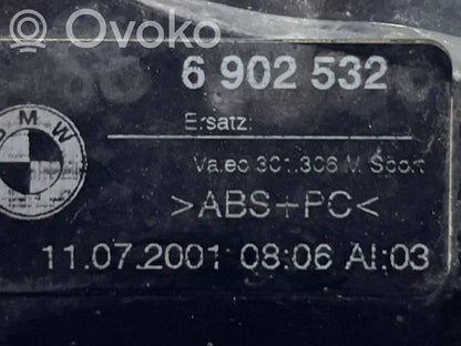 Aizmugurējais lukturis virsbūvē