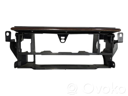 Salona dekoratīvās apdares komplekts